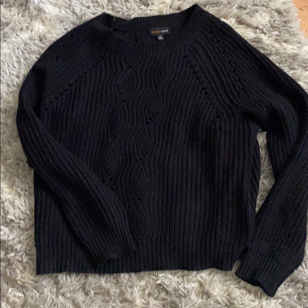 Fashion nova black crop sweater